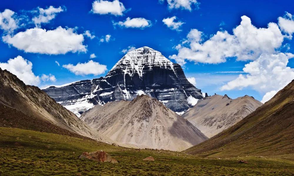 mount-kailash-1_gihgmh