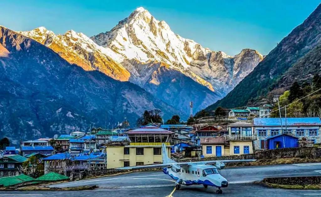 Lukla-villag_tsp1ux