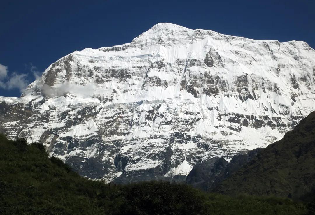 gurja-himal_o9sjnz