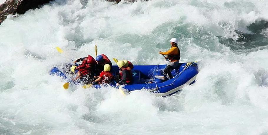 Bhotekoshi-river-rafting_piv8nx