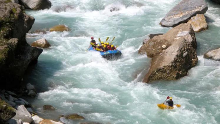 Bhotekoshi-river-rafting-2_vwbvxd